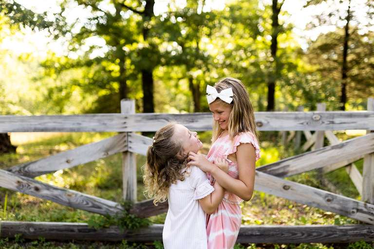 Grandkids Photo Shoot | Outdoor Photographer | Missouri Family Photographer | Four Grandkids | Grandparent photo shoot |
