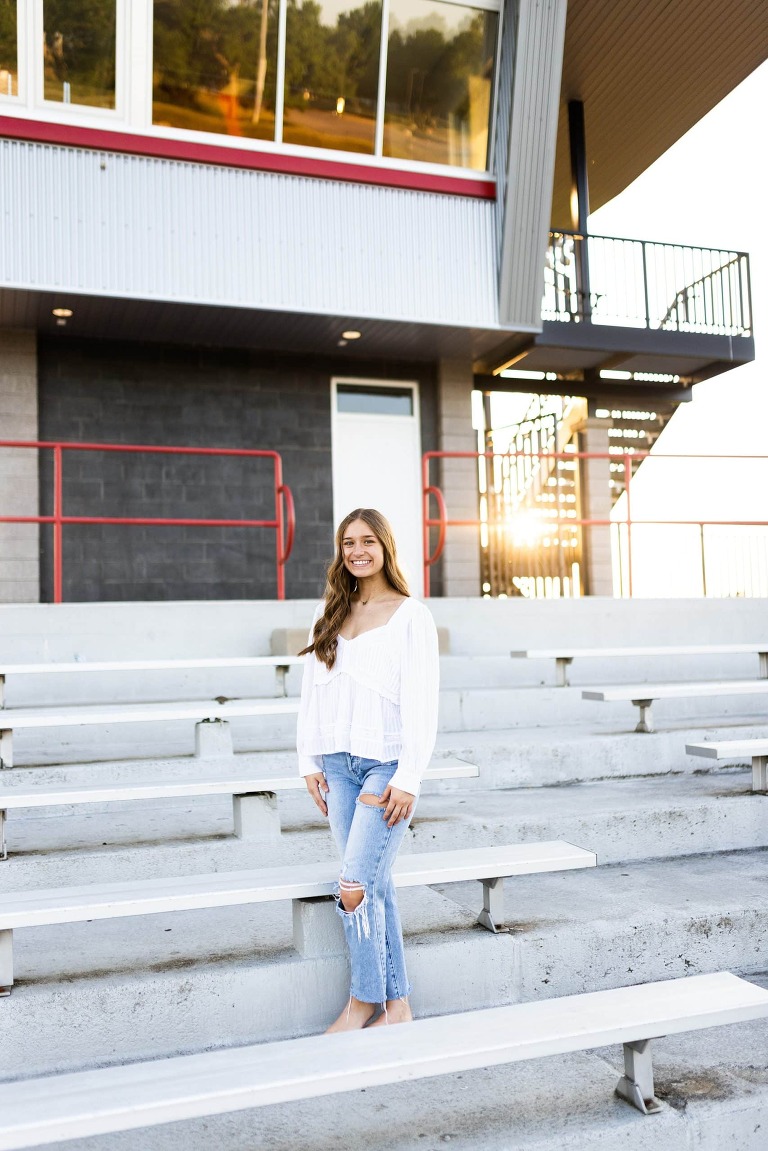 Michigan Senior | Michigan Senior Photographer | Traveling Photographer | Girl Senior | Girl Senior Photographer | Girl Senior Poses | Outdoor Photographer |