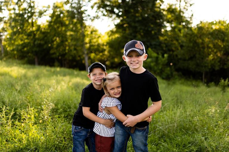 Springfield Missouri Family Photo Shoot | Warrenton Missouri Family Photographer | Wentzville Missouri Family Photographer | High Hill Missouri Family Photographer | Montgomery City Missouri Photographer | Outdoor Family Session | Outdoor Family Photo Shoot |