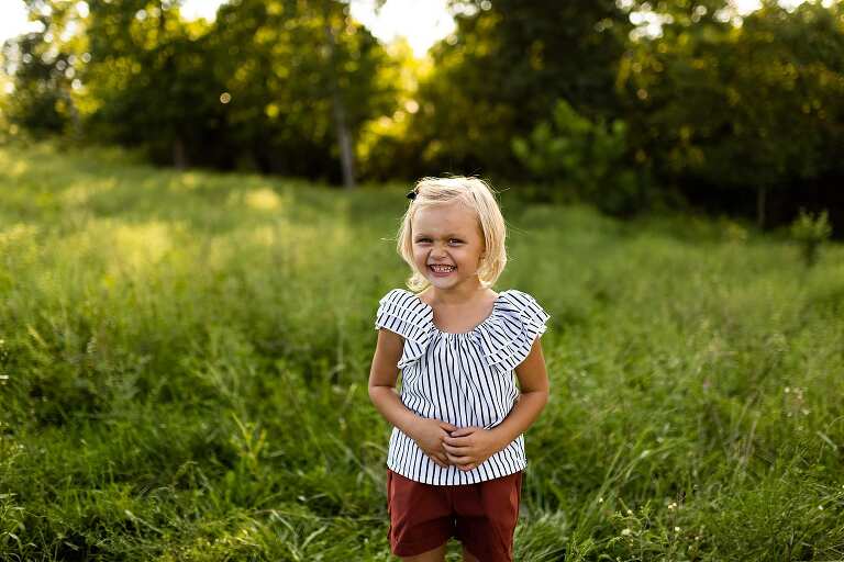 Springfield Missouri Family Photo Shoot | Warrenton Missouri Family Photographer | Wentzville Missouri Family Photographer | High Hill Missouri Family Photographer | Montgomery City Missouri Photographer | Outdoor Family Session | Outdoor Family Photo Shoot |