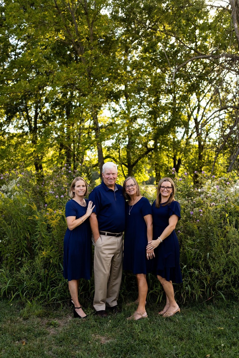 Veterans Tribute Park Family Photographer | St Charles Family Photographer | Warrenton Family Photography | Montgomery City Missouri Family Photographer | High Hill Missouri Family Photographer | Outdoor Photographer | Outdoor Family Photographer |