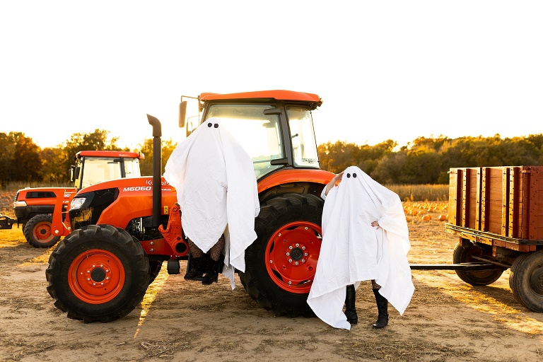 Best Friends Halloween Photo Shoot |  spooky Photo Shoot | ghost Best Friend Session | Pumpkin Head Photo Shoot | St Charles Photographer | St Charles Photographer | Warrenton Mo Photographer | Warrenton Mo Photographer | Wright City Mo Photographer | Wright City Mo Photographer | St Louis Photographer | St Louis Photographer | Missouri Photographer | Missouri Photographer | Warrenton Mo Family Photographer | Warrenton Mo Family Photo Shoot | Warrenton Mo Spring Family Photo Session | Summer Outdoor Family Session | Summer Outdoor Family Photo Shoot | Summer Outdoor Family Photographer | Summer Outdoor Family Photographer |