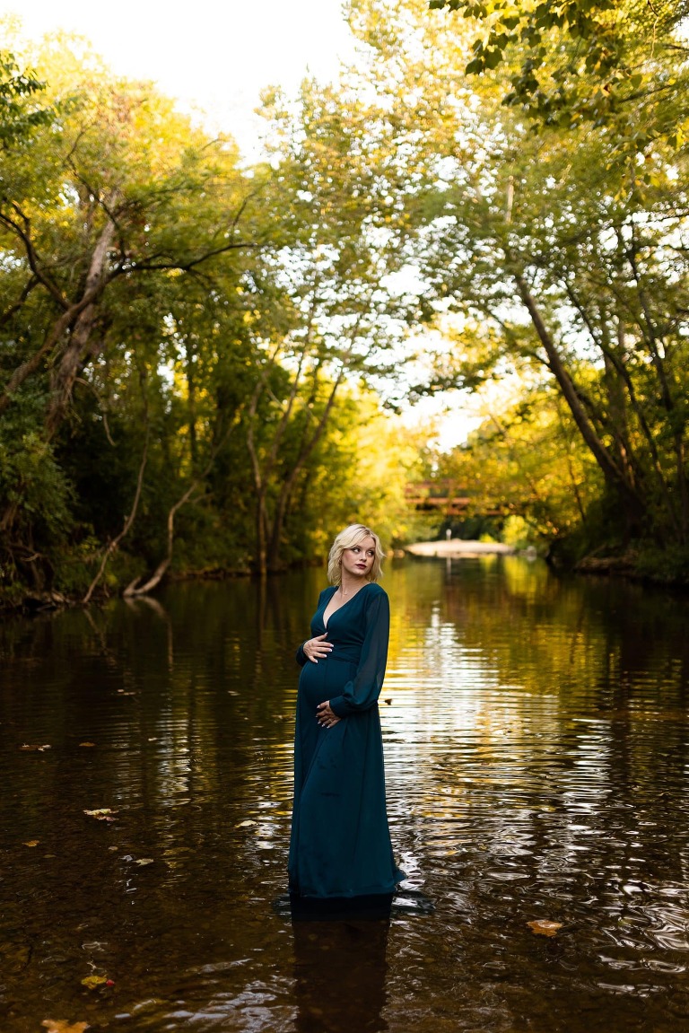 Indian Camp Creek Maternity Photographer | Wentzville Missouri Photographer | Warrenton Missouri Photographer | Montgomery City Missouri Photographer | High Hill Missouri Photographer | Outdoor Photographer | Maternity Photographer