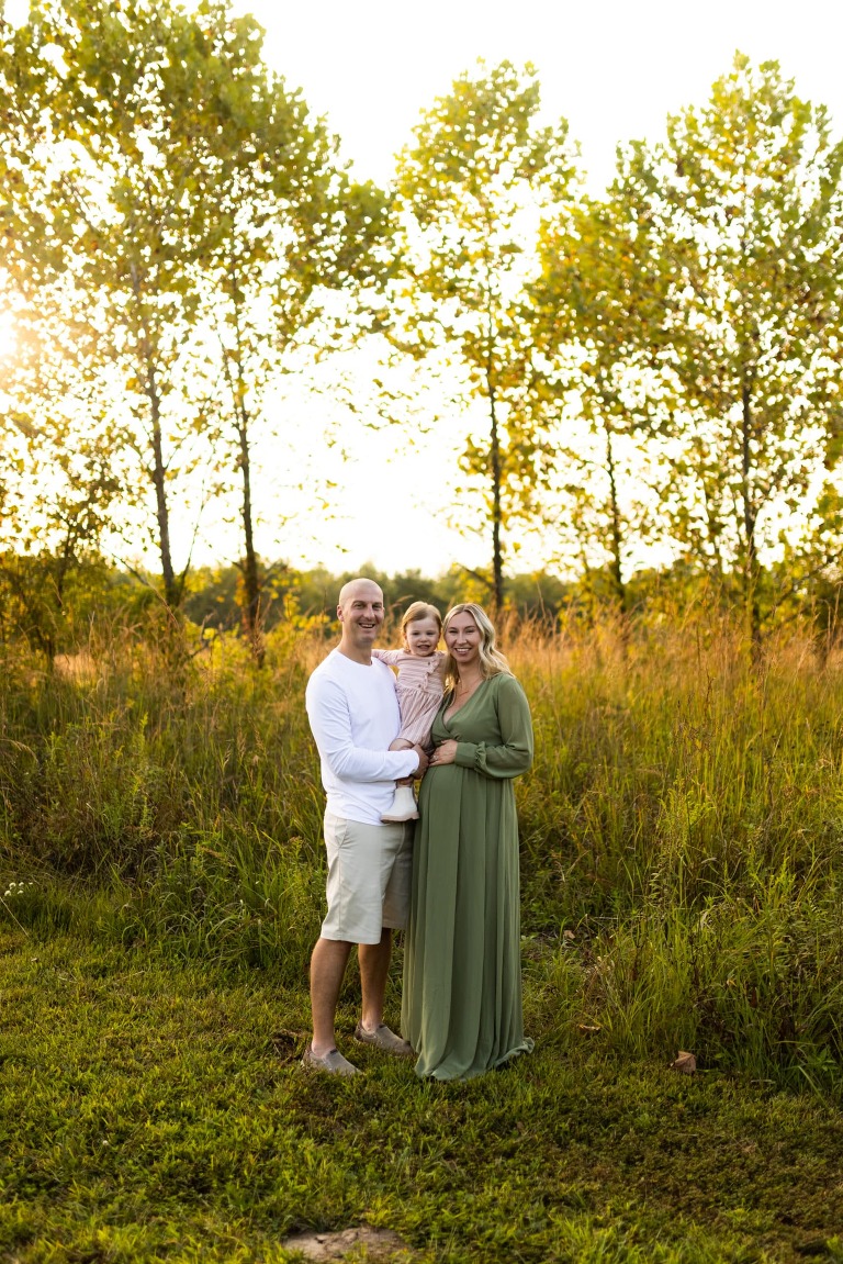 Indian Camp Creek Maternity Session | Indian Camp Creek Photographer | Missouri Photographer | Missouri family Photographer | Missouri Maternity Photographer | Warrenton Missouri Photographer | High Hill Missouri Photographer | Wentzville Missouri Photographer | Montgomery City Missouri Photographer |