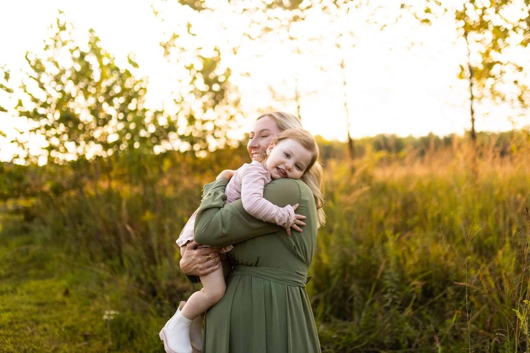 Indian Camp Creek Maternity Session | Indian Camp Creek Photographer | Missouri Photographer | Missouri family Photographer | Missouri Maternity Photographer | Warrenton Missouri Photographer | High Hill Missouri Photographer | Wentzville Missouri Photographer | Montgomery City Missouri Photographer |