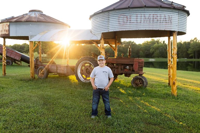 Roosters Pumpkin Patch | Jonesburg Missouri | Missouri Photographer | Warrenton Missouri Photographer | High Hill Missouri Photographer | Montgomery City Missouri Photographer |