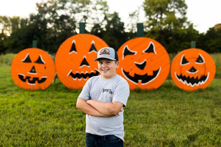 Roosters Pumpkin Patch | Jonesburg Missouri | Missouri Photographer | Warrenton Missouri Photographer | High Hill Missouri Photographer | Montgomery City Missouri Photographer |
