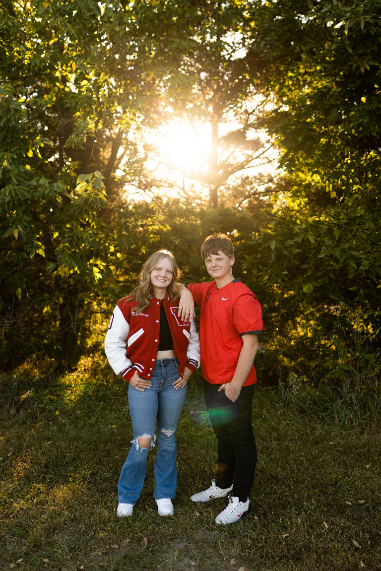 Warrenton Missouri Senior Photographer | Outdoor Photographer | Warrenton Missouri Photographer | High Hill Missouri Photographer | Montgomery City Missouri | Wentzville Missouri Photographer | Towne Park Photographer |