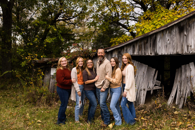 Warrenton Missouri Family Photography | High Hill Missouri Family Photographer | Montgomery City Missouri Family Photographer | Outdoor Photographer | Family of six |