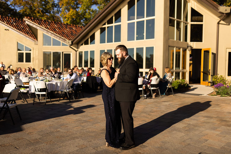 Wedding at Landhaus Park at New Melle Lakes | Missouri Wedding Photographer |  Missouri Wedding Photographer | Missouri Wedding Photographer | Missouri Wedding Photographer | Missouri Wedding Photographer | Missouri Wedding Photographer | High Hill Missouri wedding photographer | Montgomery City Missouri Wedding Photographer | Warrenton Missouri Wedding Photographer | Outdoor Wedding Photographer |