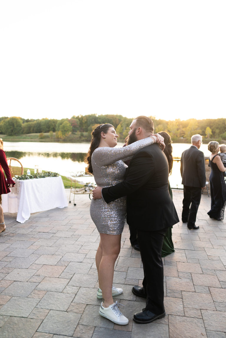 Wedding at Landhaus Park at New Melle Lakes | Missouri Wedding Photographer |  Missouri Wedding Photographer | Missouri Wedding Photographer | Missouri Wedding Photographer | Missouri Wedding Photographer | Missouri Wedding Photographer | High Hill Missouri wedding photographer | Montgomery City Missouri Wedding Photographer | Warrenton Missouri Wedding Photographer | Outdoor Wedding Photographer |