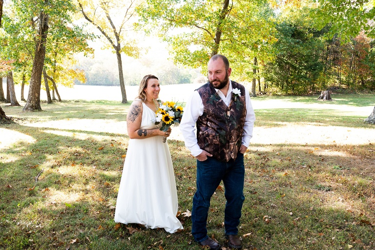 Missouri Backyard Wedding | Warrenton Missouri Wedding Photographer | High Hill Missouri Wedding Photographer | Montgomery City Missouri Wedding Photographer | Wentzville Missouri Wedding Photographer | Outdoor Missouri Wedding Photographer | 