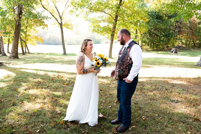 Missouri Backyard Wedding | Warrenton Missouri Wedding Photographer | High Hill Missouri Wedding Photographer | Montgomery City Missouri Wedding Photographer | Wentzville Missouri Wedding Photographer | Outdoor Missouri Wedding Photographer | 