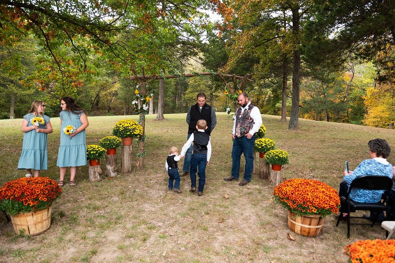 Missouri Backyard Wedding | Warrenton Missouri Wedding Photographer | High Hill Missouri Wedding Photographer | Montgomery City Missouri Wedding Photographer | Wentzville Missouri Wedding Photographer | Outdoor Missouri Wedding Photographer | 