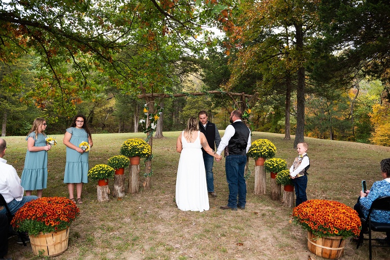 Missouri Backyard Wedding | Warrenton Missouri Wedding Photographer | High Hill Missouri Wedding Photographer | Montgomery City Missouri Wedding Photographer | Wentzville Missouri Wedding Photographer | Outdoor Missouri Wedding Photographer | 