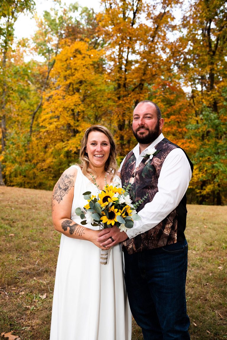 Missouri Backyard Wedding | Warrenton Missouri Wedding Photographer | High Hill Missouri Wedding Photographer | Montgomery City Missouri Wedding Photographer | Wentzville Missouri Wedding Photographer | Outdoor Missouri Wedding Photographer | 