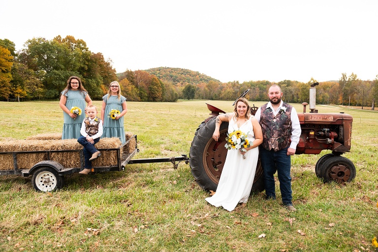 Missouri Backyard Wedding | Warrenton Missouri Wedding Photographer | High Hill Missouri Wedding Photographer | Montgomery City Missouri Wedding Photographer | Wentzville Missouri Wedding Photographer | Outdoor Missouri Wedding Photographer | 