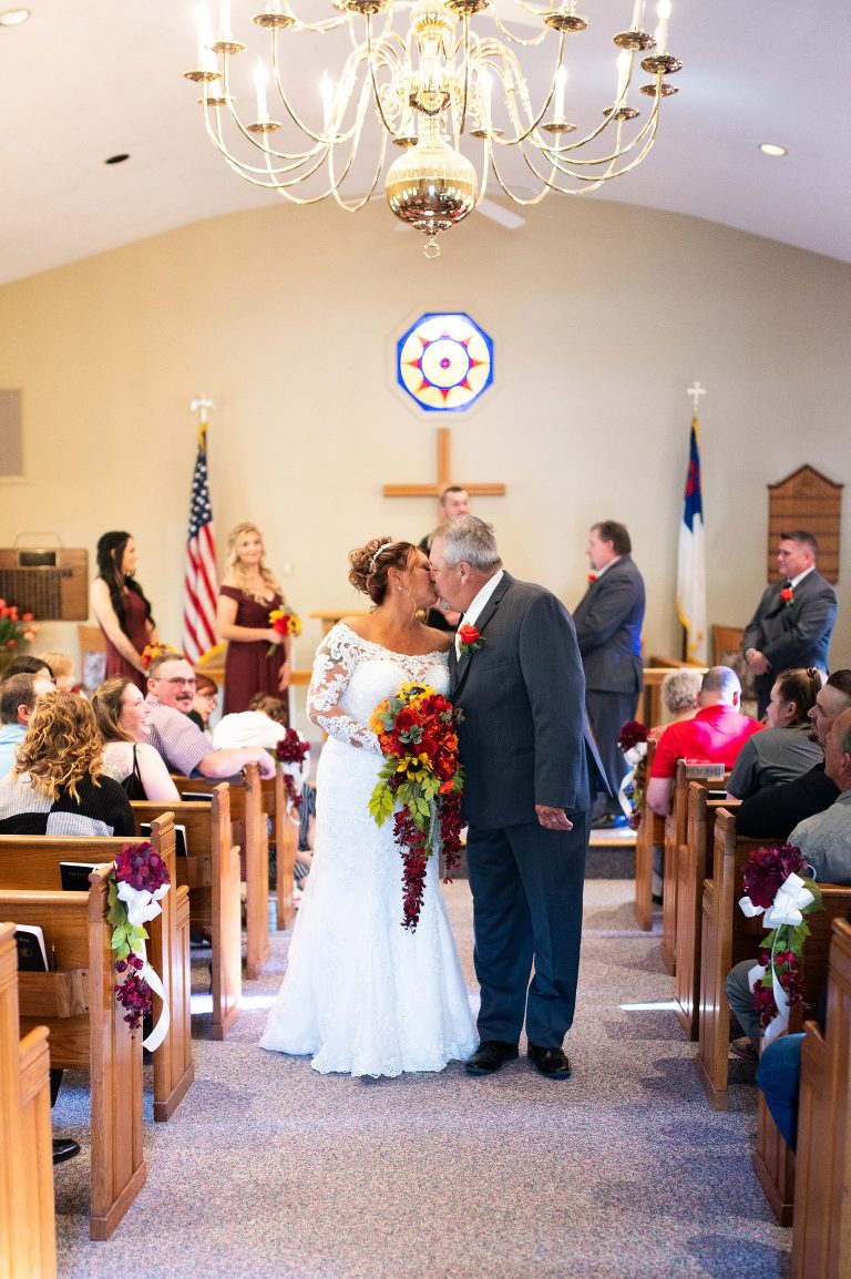 Country Missouri Wedding Photographer | | Warrenton Missouri Wedding Photographer | High Hill Missouri Wedding Photographer | Montgomery City Missouri Wedding Photographer | Wentzville Missouri Wedding Photographer | Outdoor Missouri Wedding Photographer |