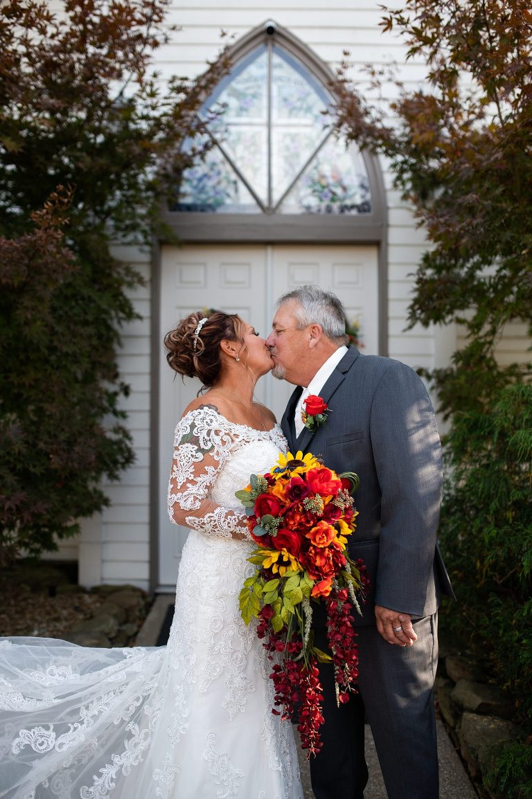 Country Missouri Wedding Photographer | | Warrenton Missouri Wedding Photographer | High Hill Missouri Wedding Photographer | Montgomery City Missouri Wedding Photographer | Wentzville Missouri Wedding Photographer | Outdoor Missouri Wedding Photographer |
