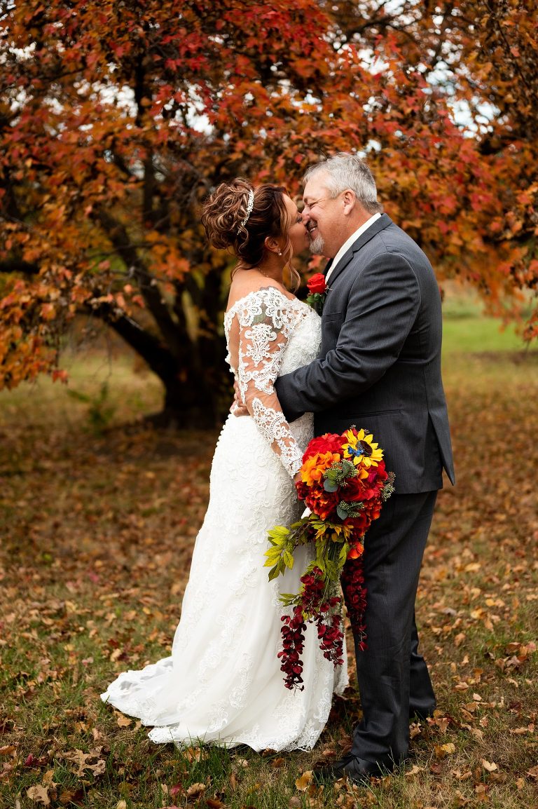 Country Missouri Wedding Photographer | | Warrenton Missouri Wedding Photographer | High Hill Missouri Wedding Photographer | Montgomery City Missouri Wedding Photographer | Wentzville Missouri Wedding Photographer | Outdoor Missouri Wedding Photographer |