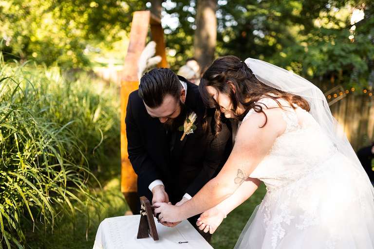 Missouri Back Yard Wedding | St Charles Missouri Wedding Photographer | Warrenton Missouri Wedding Photographer | Backyard Wedding Photographer | High Hill Missouri Wedding Photographer | Rebecca Chapman Photography