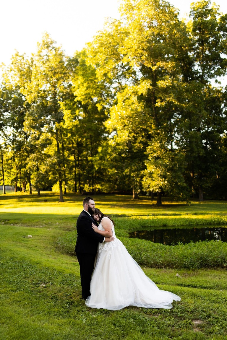 Missouri Back Yard Wedding | St Charles Missouri Wedding Photographer | Warrenton Missouri Wedding Photographer | Backyard Wedding Photographer | High Hill Missouri Wedding Photographer | Rebecca Chapman Photography