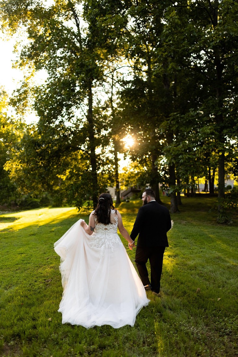 Missouri Back Yard Wedding | St Charles Missouri Wedding Photographer | Warrenton Missouri Wedding Photographer | Backyard Wedding Photographer | High Hill Missouri Wedding Photographer | Rebecca Chapman Photography
