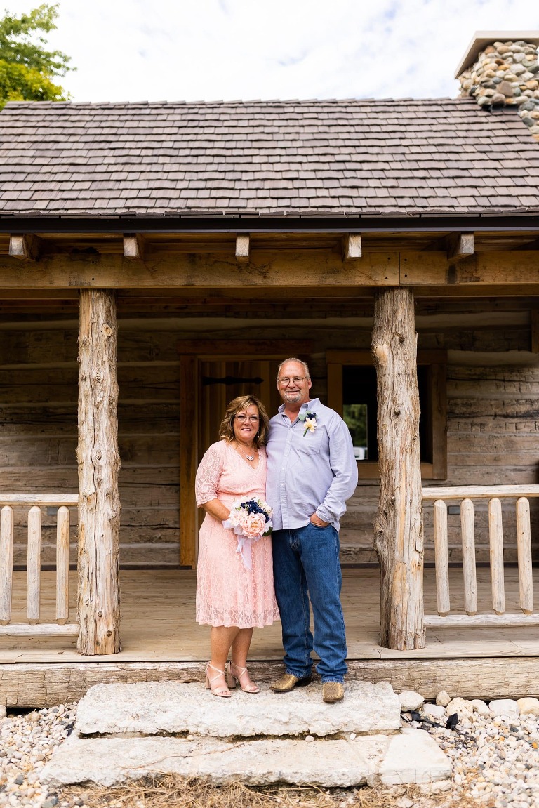 Indiana Wedding Photographer | Missouri Wedding Photographer | High Hill Missouri Wedding Photographer | Warrenton Missouri Photographer | Intimate Wedding |
