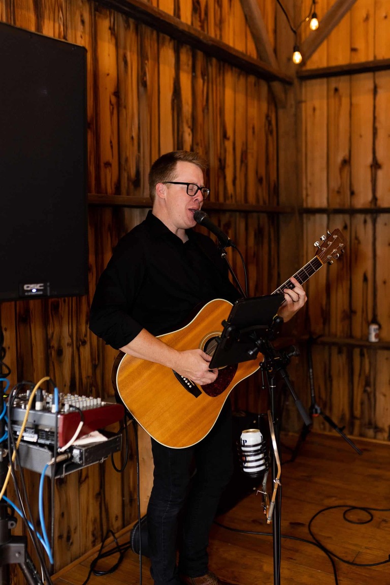 Indiana Wedding Photographer | Missouri Wedding Photographer | High Hill Missouri Wedding Photographer | Warrenton Missouri Photographer | Intimate Wedding |