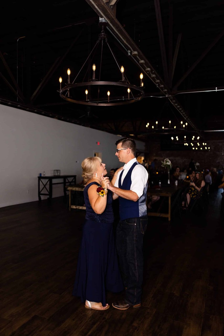 The Factory on Cherry Wedding | Troy Missouri | Troy Missouri Photographer | Warrenton Missouri Photographer | High Hill Missouri Wedding Photographer | Montgomery City Photographer