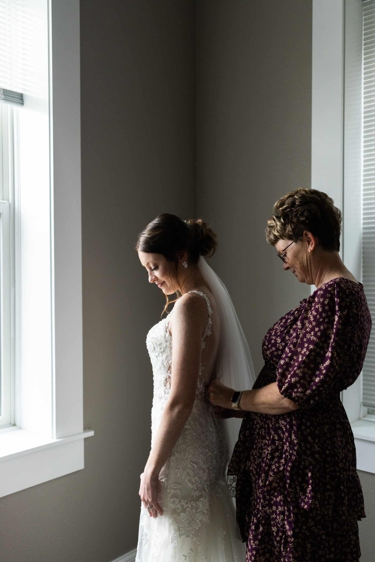 Novelty Missouri Wedding Photographer | Missouri Wedding Photographer | Warrenton Missouri Photographer | High Hill Missouri Photographer | Wentzville Missouri Photographer | Montgomery City Missouri Photographer | Wedding Photographer  Country Wedding | Outdoor Wedding |