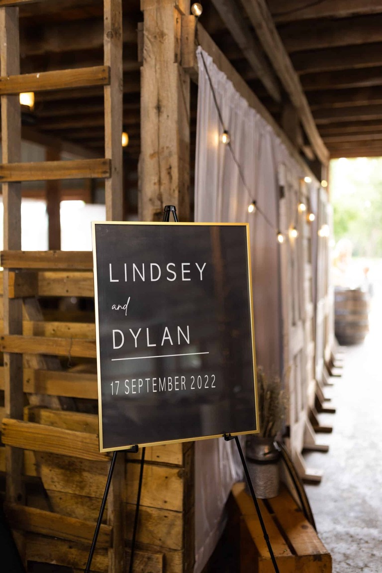 Novelty Missouri Wedding Photographer | Missouri Wedding Photographer | Warrenton Missouri Photographer | High Hill Missouri Photographer | Wentzville Missouri Photographer | Montgomery City Missouri Photographer | Wedding Photographer  Country Wedding | Outdoor Wedding |