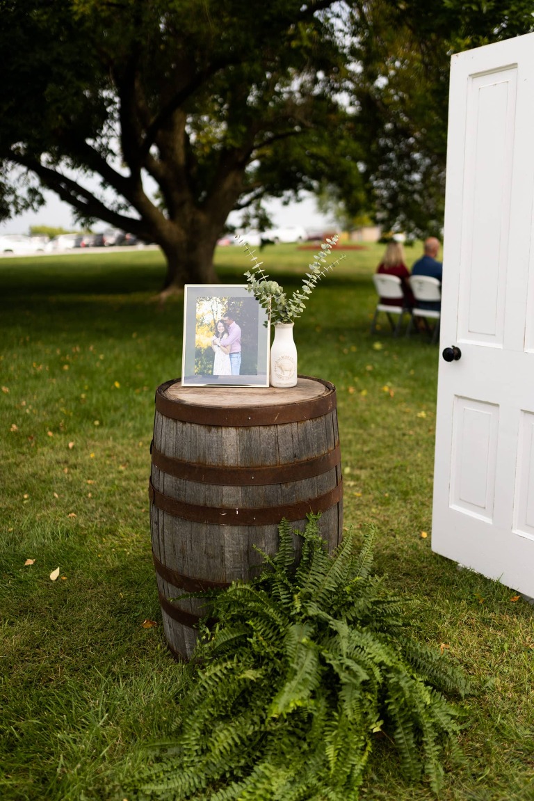 Novelty Missouri Wedding Photographer | Missouri Wedding Photographer | Warrenton Missouri Photographer | High Hill Missouri Photographer | Wentzville Missouri Photographer | Montgomery City Missouri Photographer | Wedding Photographer  Country Wedding | Outdoor Wedding |