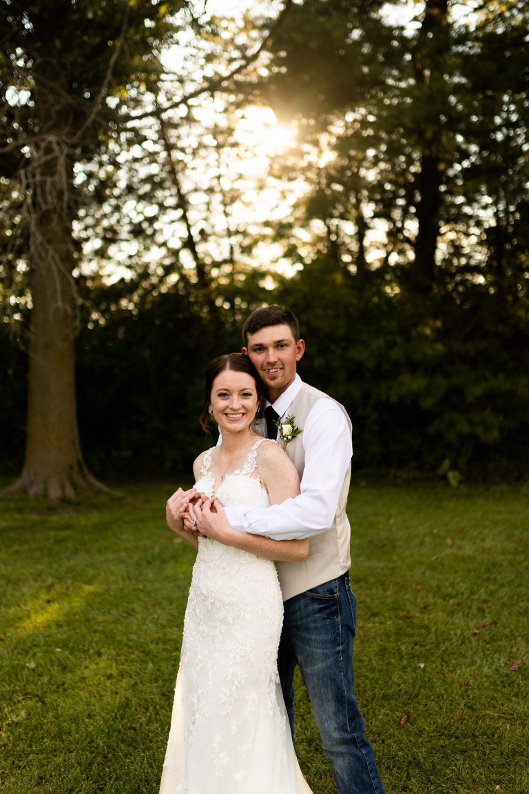Novelty Missouri Wedding Photographer | Missouri Wedding Photographer | Warrenton Missouri Photographer | High Hill Missouri Photographer | Wentzville Missouri Photographer | Montgomery City Missouri Photographer | Wedding Photographer  Country Wedding | Outdoor Wedding |