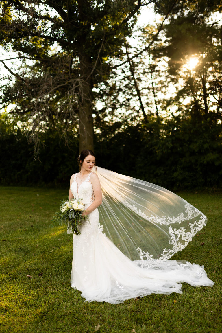Novelty Missouri Wedding Photographer | Missouri Wedding Photographer | Warrenton Missouri Photographer | High Hill Missouri Photographer | Wentzville Missouri Photographer | Montgomery City Missouri Photographer | Wedding Photographer  Country Wedding | Outdoor Wedding |