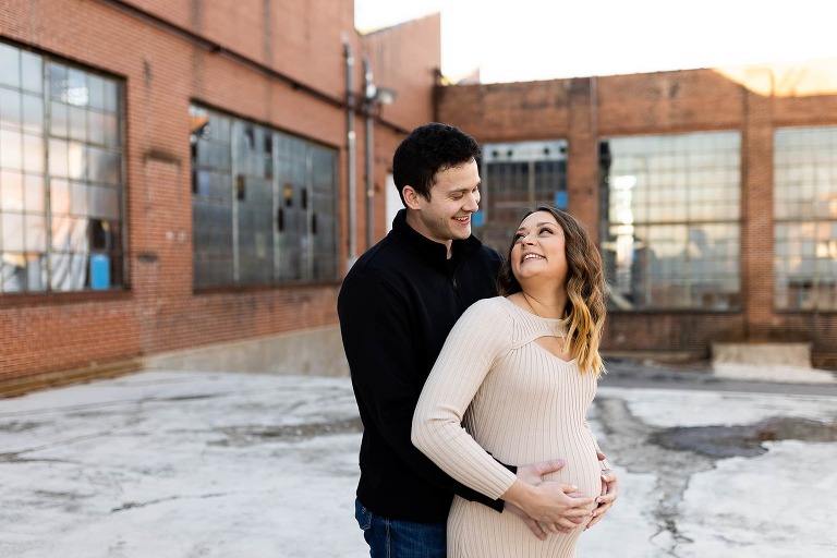 St Charles Missouri Maternity Session | Missouri Photographer | Warrenton Missouri Photographer | High Hill Missouri Photographer | St Charles Missouri Photographer | Industrial Photographer | 
