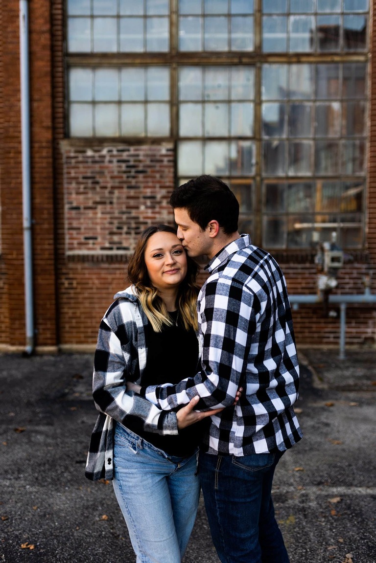 St Charles Missouri Maternity Session | Missouri Photographer | Warrenton Missouri Photographer | High Hill Missouri Photographer | St Charles Missouri Photographer | Industrial Photographer | 