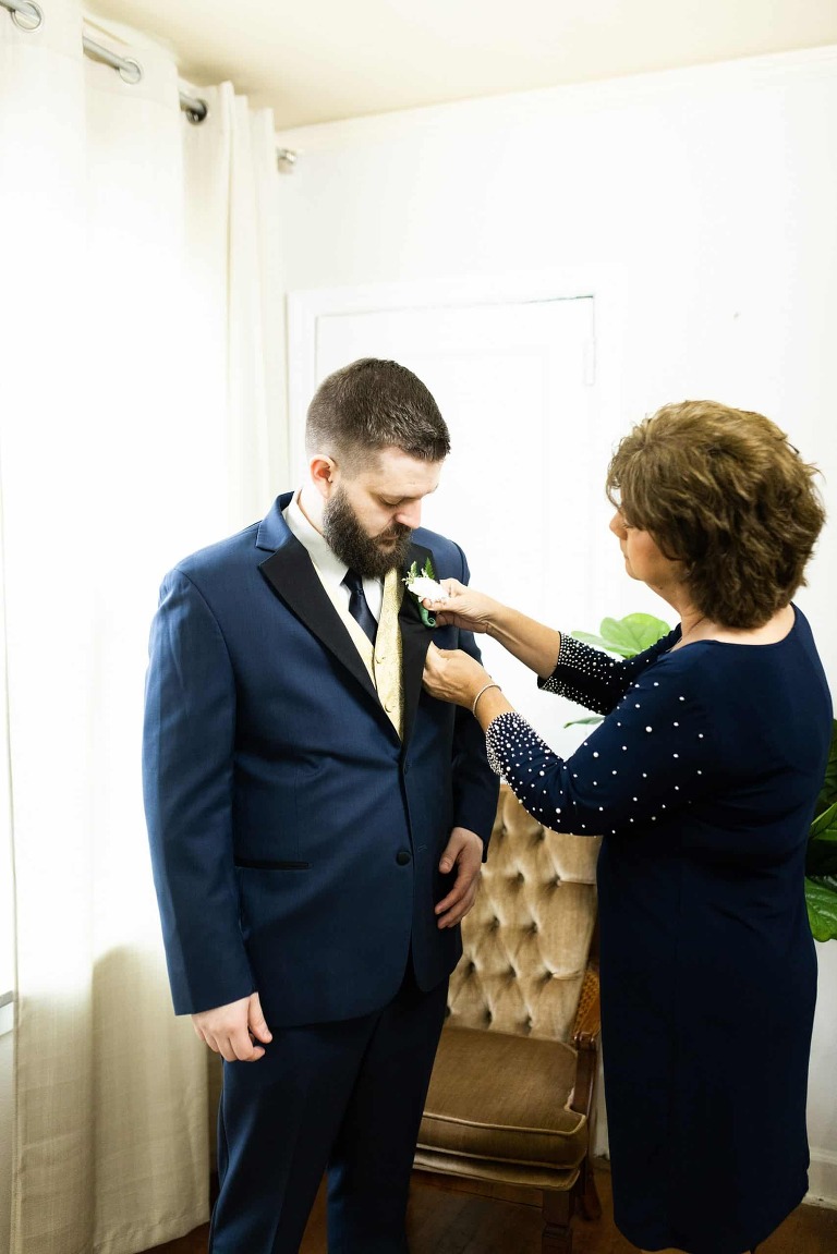 Marry me Cottage Wedding | Marry me Cottage Wedding Photographer | Montgomery City Missouri Wedding Photographer | Missouri Photographer | Warrenton Missouri Wedding | High Hill Missouri Photographer | Montgomery City Missouri Photographer