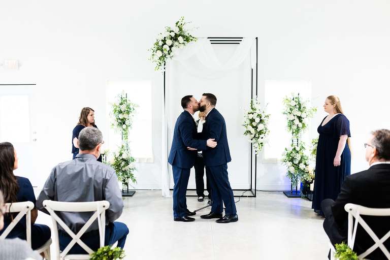 Marry me Cottage Wedding | Marry me Cottage Wedding Photographer | Montgomery City Missouri Wedding Photographer | Missouri Photographer | Warrenton Missouri Wedding | High Hill Missouri Photographer | Montgomery City Missouri Photographer
