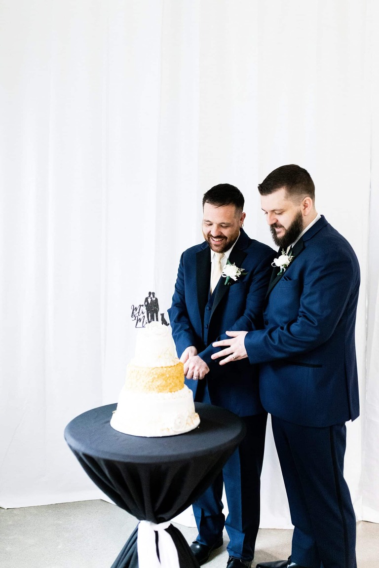 Marry me Cottage Wedding | Marry me Cottage Wedding Photographer | Montgomery City Missouri Wedding Photographer | Missouri Photographer | Warrenton Missouri Wedding | High Hill Missouri Photographer | Montgomery City Missouri Photographer