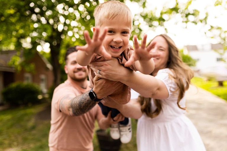 St Charles Missouri Family Photographer. Main Street St Charles Family Photographer. Family Photographer. Extended Family Photographer