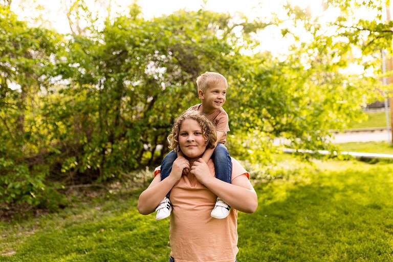 St Charles Missouri Family Photographer. Main Street St Charles Family Photographer. Family Photographer. Extended Family Photographer