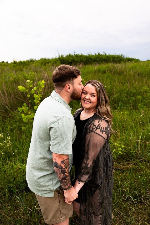Overcast skies, shy smiles, and sweet family moments. See this extended family session at August A. Busch Conservation Area in St Charles County MO.