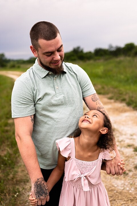 Overcast skies, shy smiles, and sweet family moments. See this extended family session at August A. Busch Conservation Area in St Charles County MO.