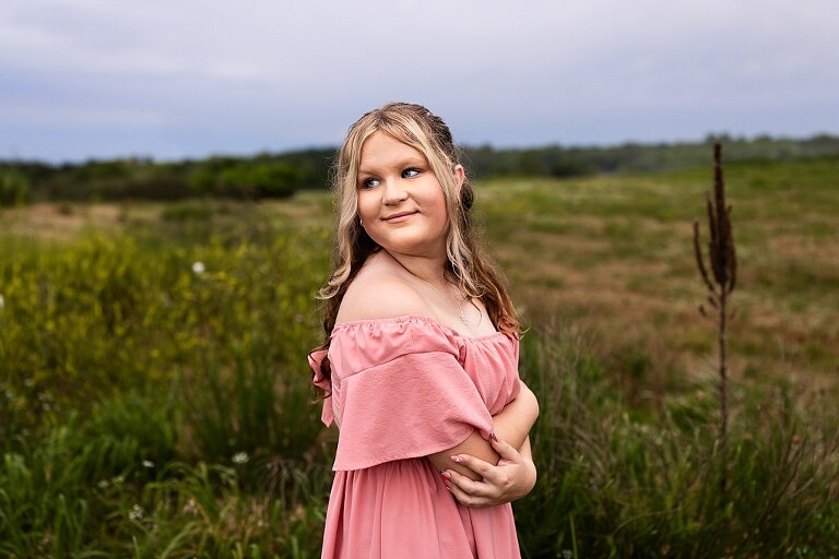 Overcast skies, shy smiles, and sweet family moments. See this extended family session at August A. Busch Conservation Area in St Charles County MO.