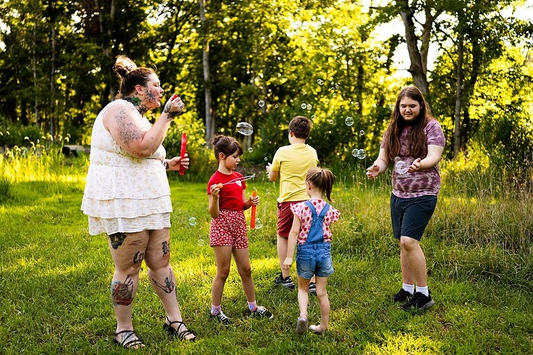 Kids exploring during Summertime Minis core memories session | Children running and laughing during summer adventure photos  | Mom with kids capturing real life summertime memories
