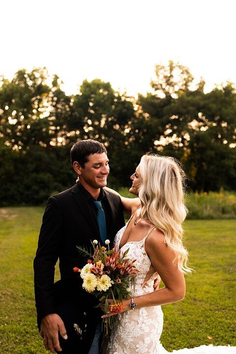 Rooster's Farm and Pumpkin Patch Wedding Venue | Missouri Wedding Photographer | Jonesburg Wedding Photographer | Outdoor Wedding Venue in Missouri | Central Missouri Wedding Photographer | Montgomery Missouri Wedding | Warrenton Missouri Wedding Venue | High Hill Missouri Wedding | Country Wedding Venue |