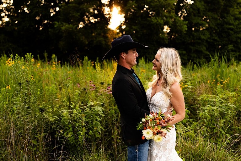 Rooster's Farm and Pumpkin Patch Wedding Venue | Missouri Wedding Photographer | Jonesburg Wedding Photographer | Outdoor Wedding Venue in Missouri | Central Missouri Wedding Photographer | Montgomery Missouri Wedding | Warrenton Missouri Wedding Venue | High Hill Missouri Wedding | Country Wedding Venue |