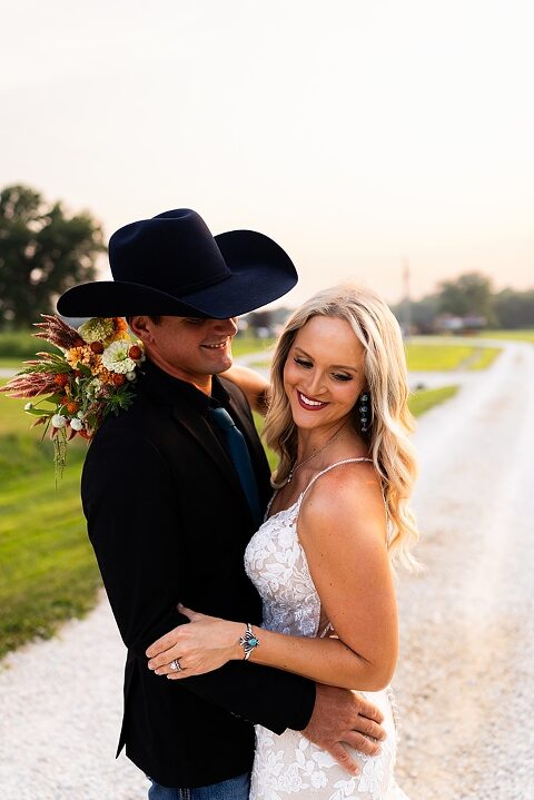 Rooster's Farm and Pumpkin Patch Wedding Venue | Missouri Wedding Photographer | Jonesburg Wedding Photographer | Outdoor Wedding Venue in Missouri | Central Missouri Wedding Photographer | Montgomery Missouri Wedding | Warrenton Missouri Wedding Venue | High Hill Missouri Wedding | Country Wedding Venue |