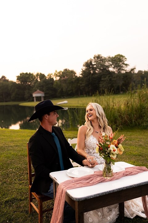 Rooster's Farm and Pumpkin Patch Wedding Venue | Missouri Wedding Photographer | Jonesburg Wedding Photographer | Outdoor Wedding Venue in Missouri | Central Missouri Wedding Photographer | Montgomery Missouri Wedding | Warrenton Missouri Wedding Venue | High Hill Missouri Wedding | Country Wedding Venue |
